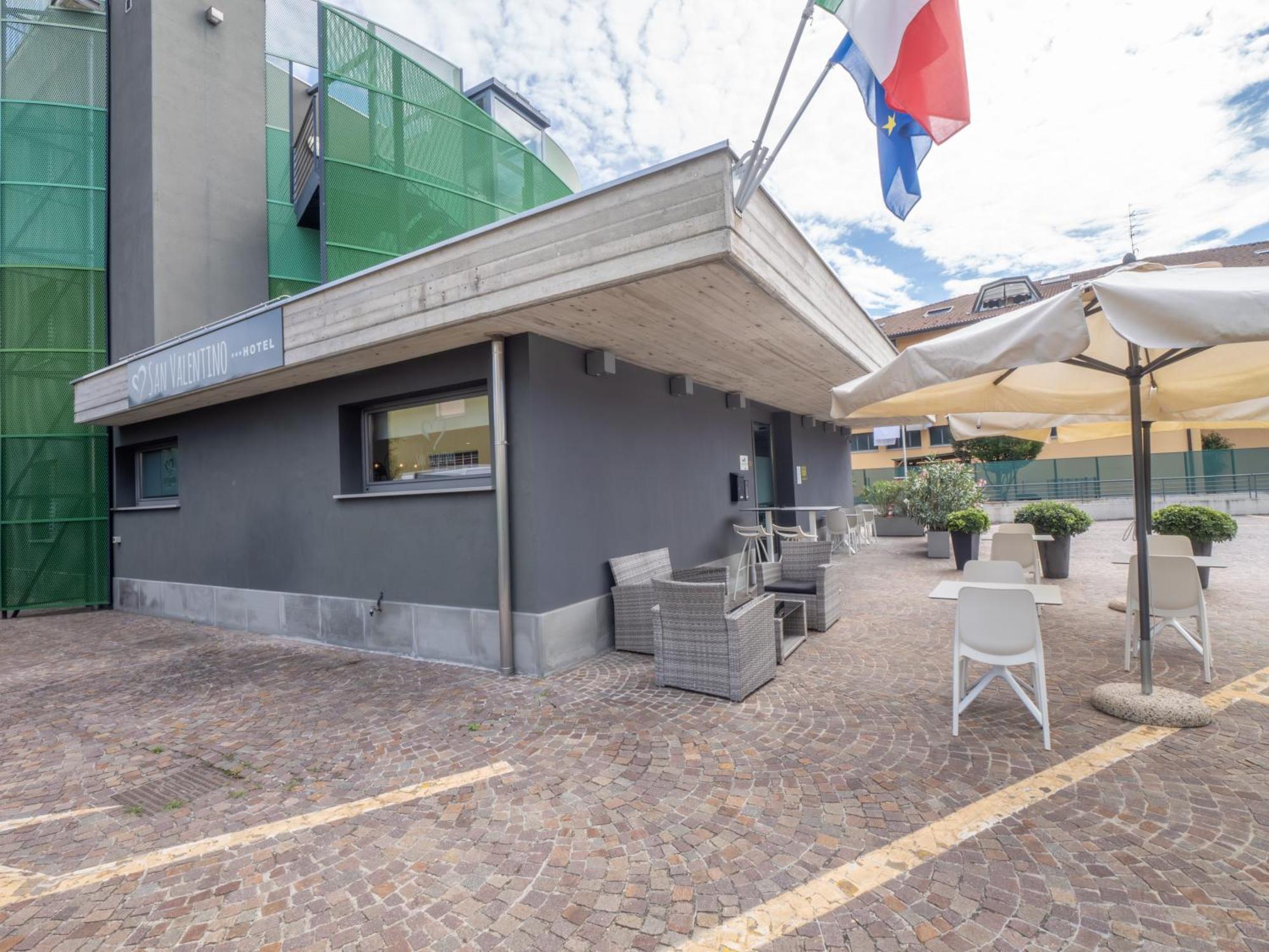 San Valentino Hotel Villa di Serio Buitenkant foto