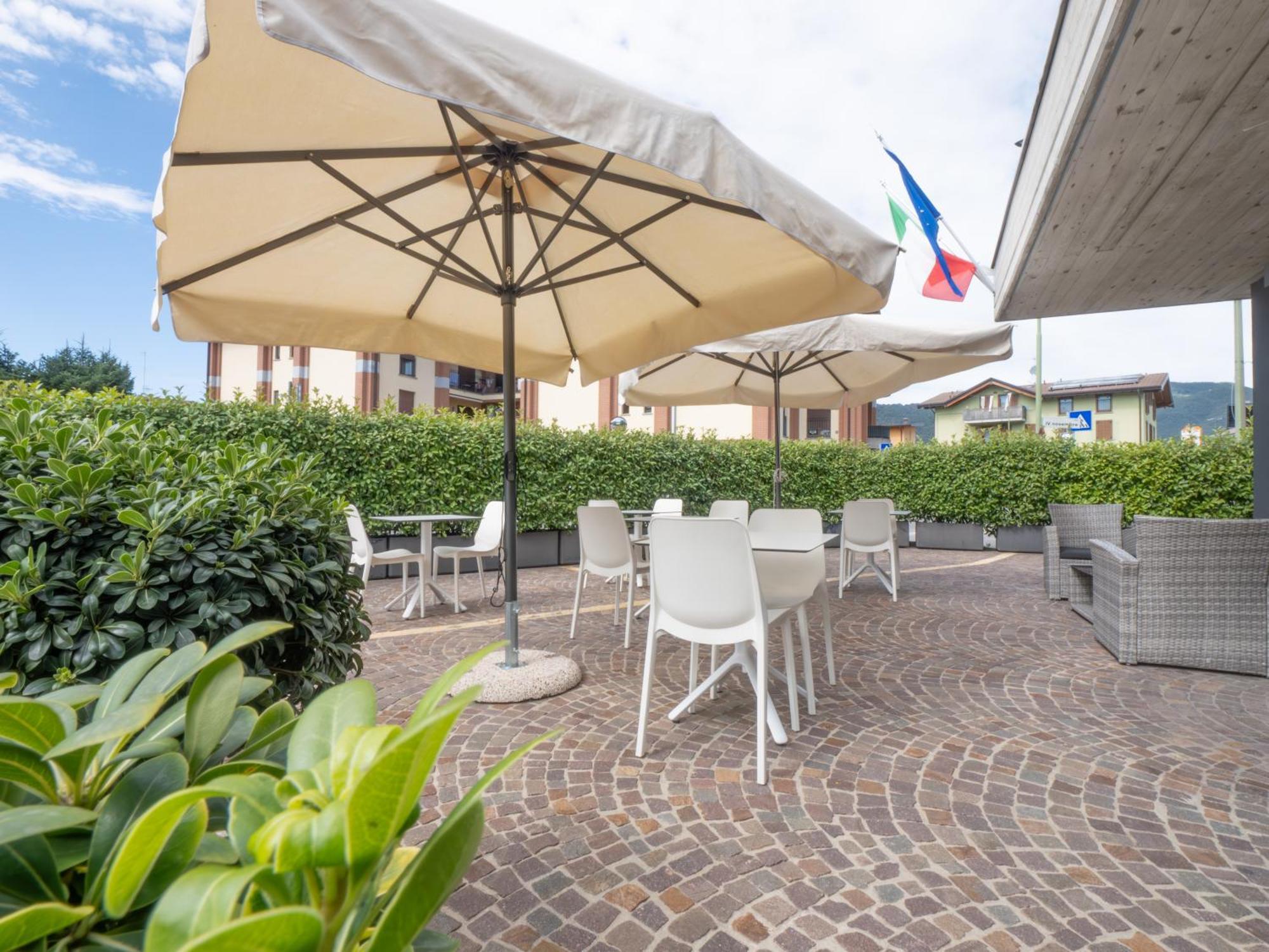 San Valentino Hotel Villa di Serio Buitenkant foto